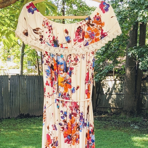 🌺NWT🌺Umgee Off the Shoulder Floral Maxi Dress - Picture 6 of 8